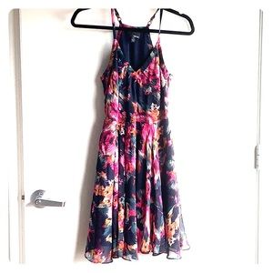 Greylin floral dress, size small